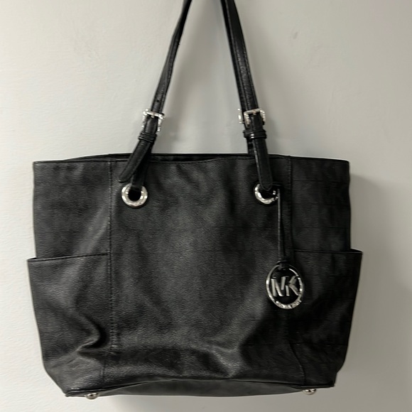 Michael Kors Collection Handbags - Michael Kors shoulder Bag